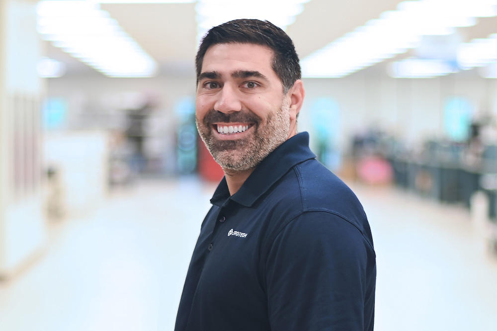 Headshot of UNOH Alumni Andrew Kustra